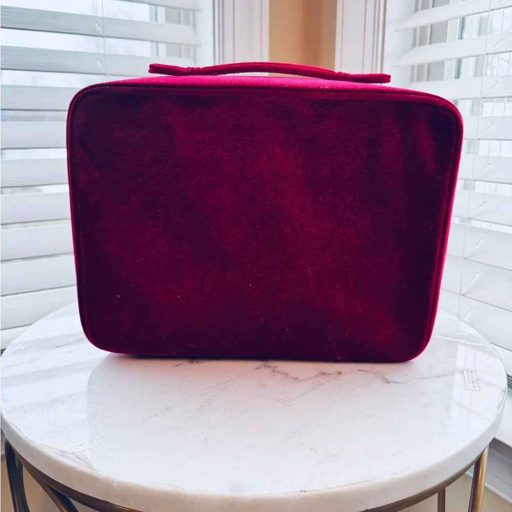 Estee Lauder Vibrant Red Quilted Star Velvet Travel Train Makeup Case